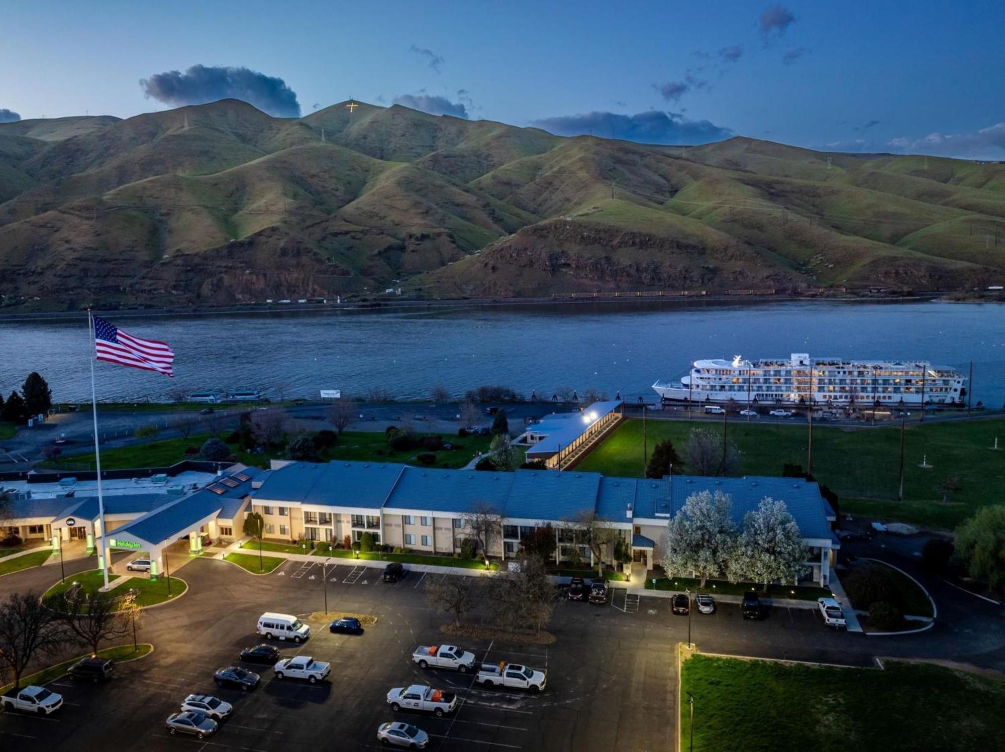 Holiday Inn Clarkston - Lewiston, An Ihg Hotel Exterior photo